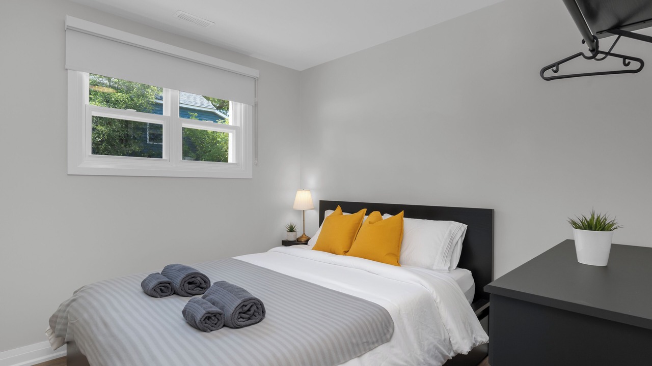 Photo of Bedroom in Wasaga Beach