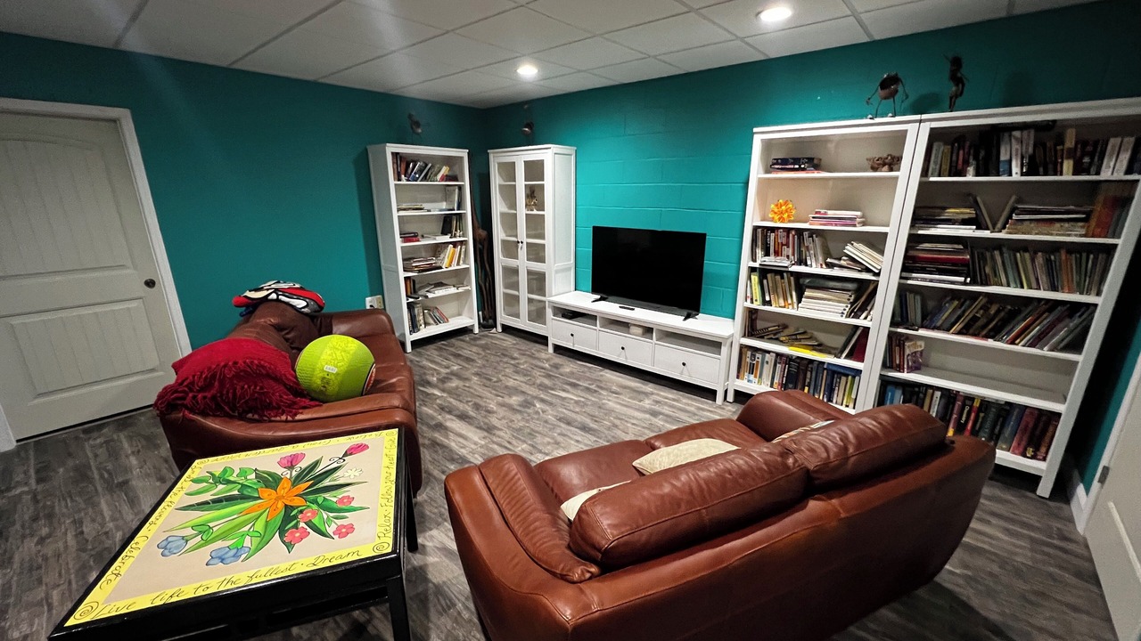Photo of Livingroom in Tyler