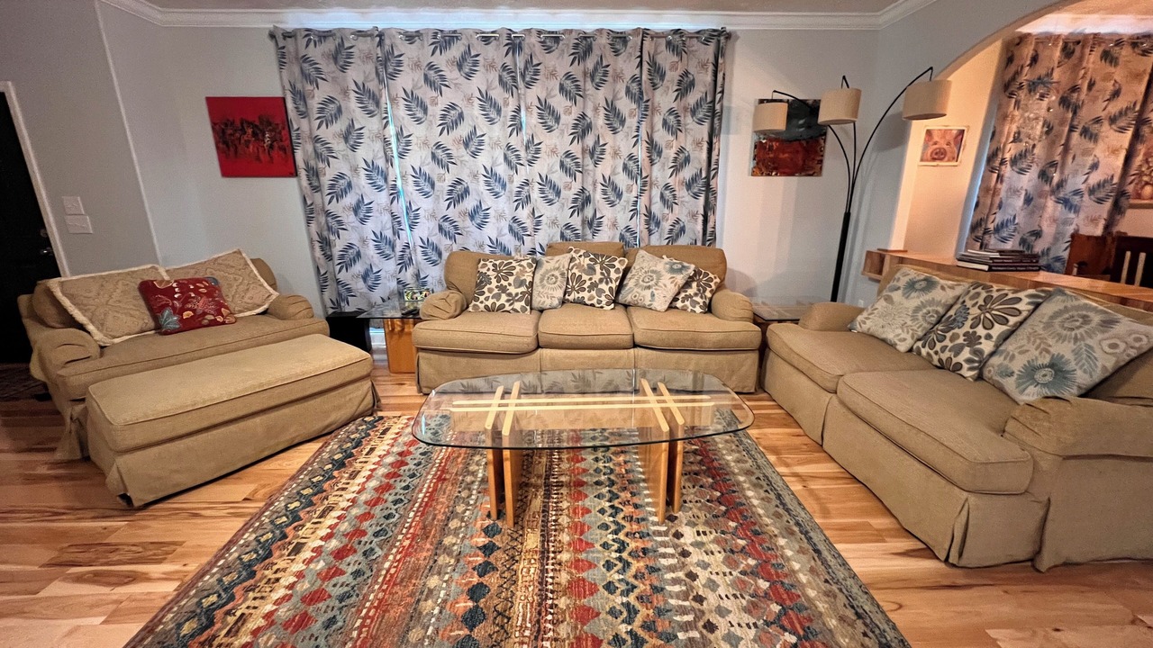 Photo of Livingroom in Tyler