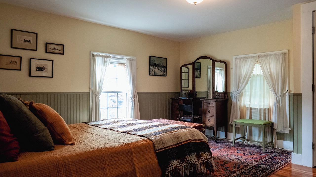 Photo of Bedroom in Pittsfield