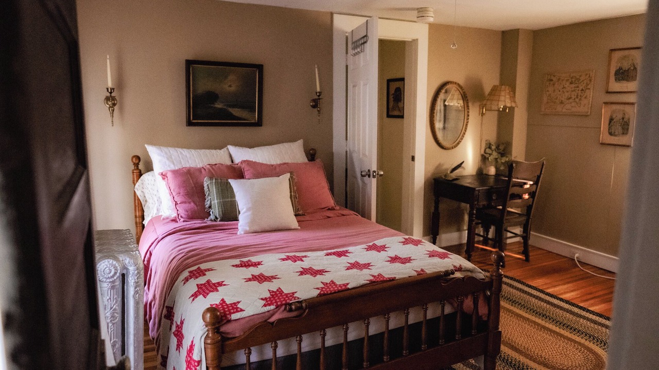 Photo of Bedroom in Pittsfield