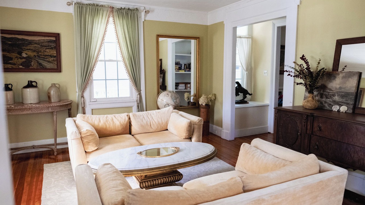 Photo of Livingroom in Pittsfield