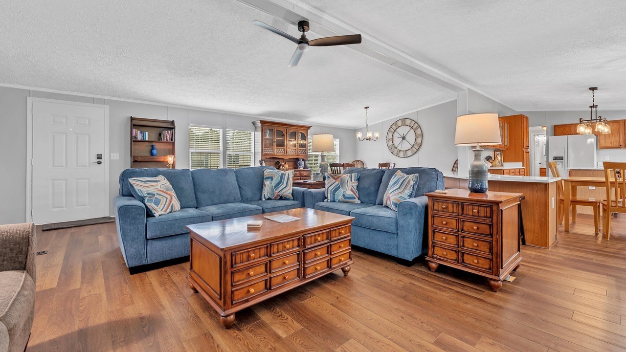Photo of Livingroom in Colington