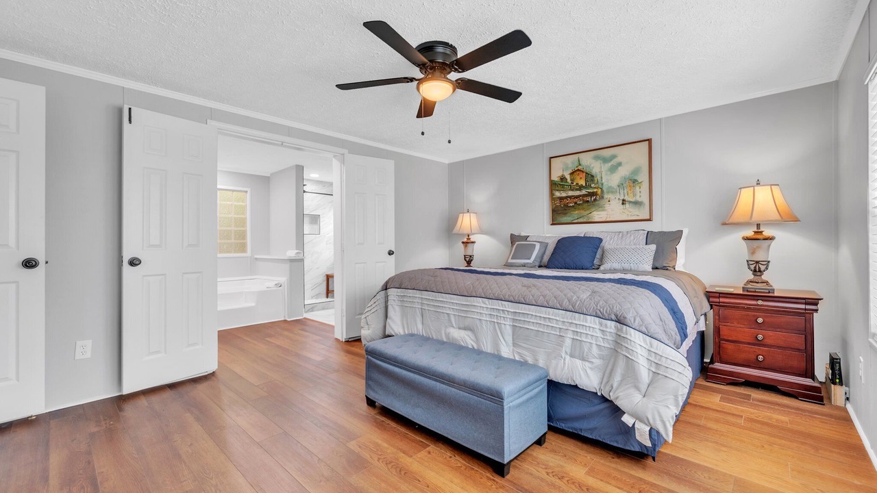 Photo of Bedroom in Colington