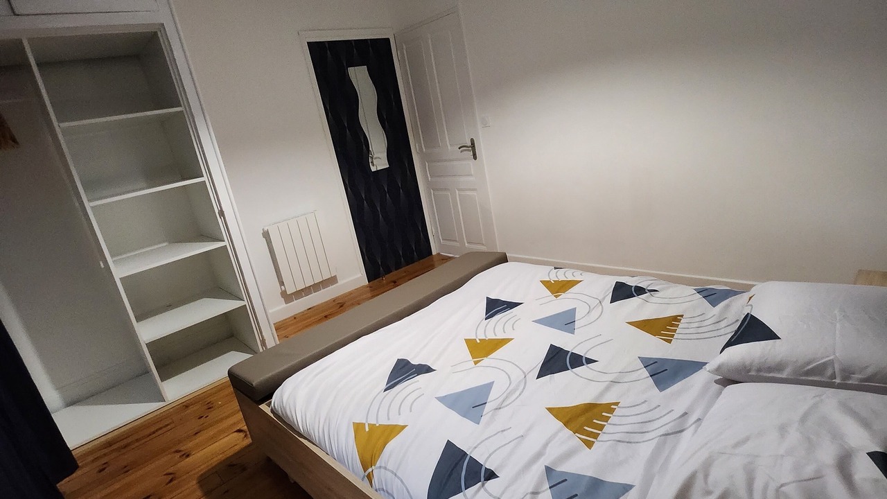 Photo of Bedroom in Vic-sur-Cere