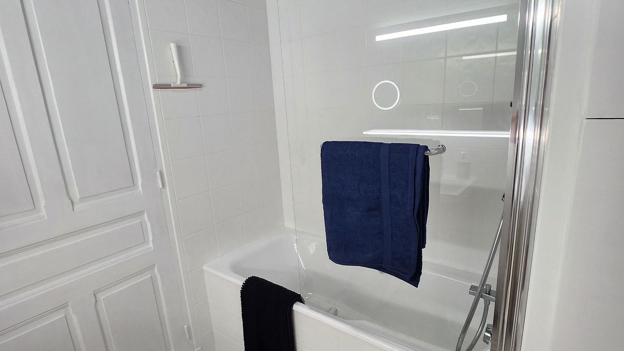 Photo of Bathroom in Vic-sur-Cere