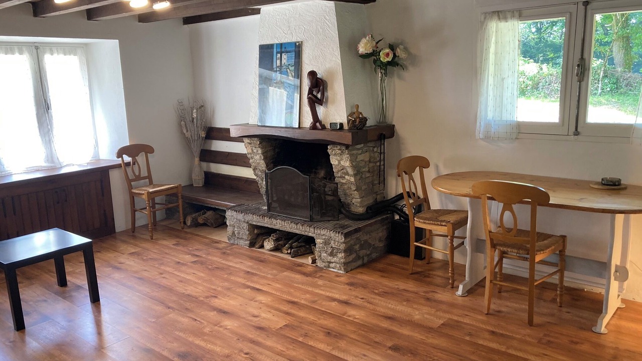 Photo of Others in Les Martys