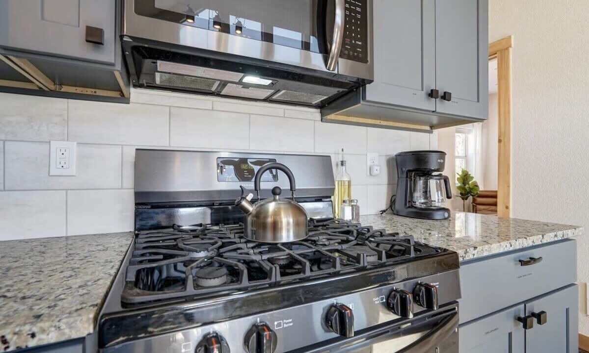 Photo of Kitchen in Rainbow Valley