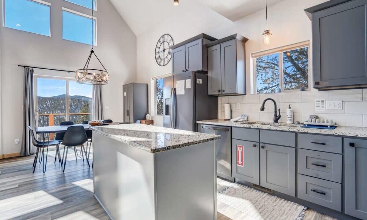 Photo of Kitchen in Rainbow Valley