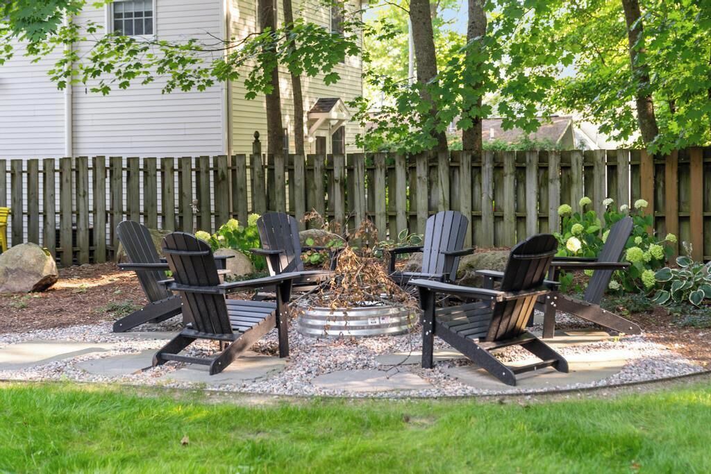 Photo of Patio Balcony in Walloon Lake