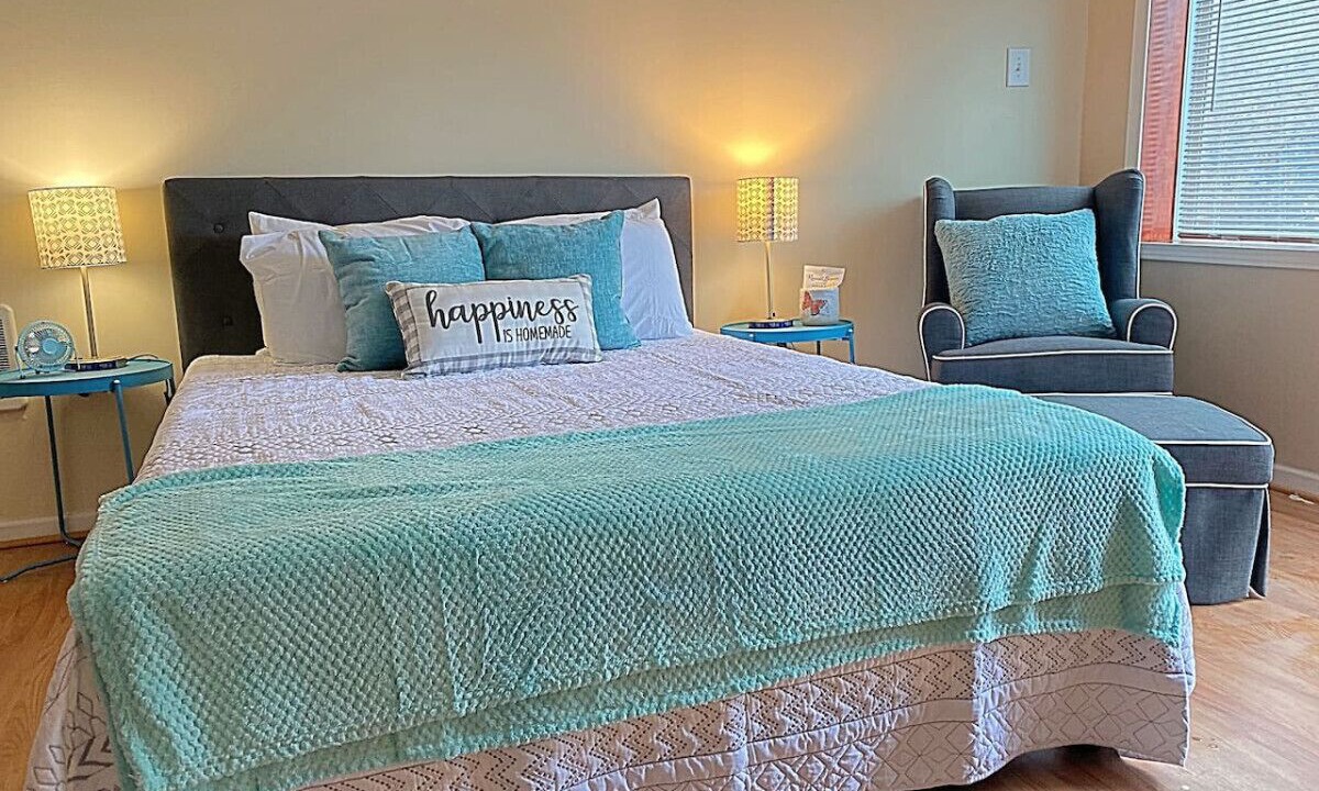 Photo of Bedroom in Jeannette