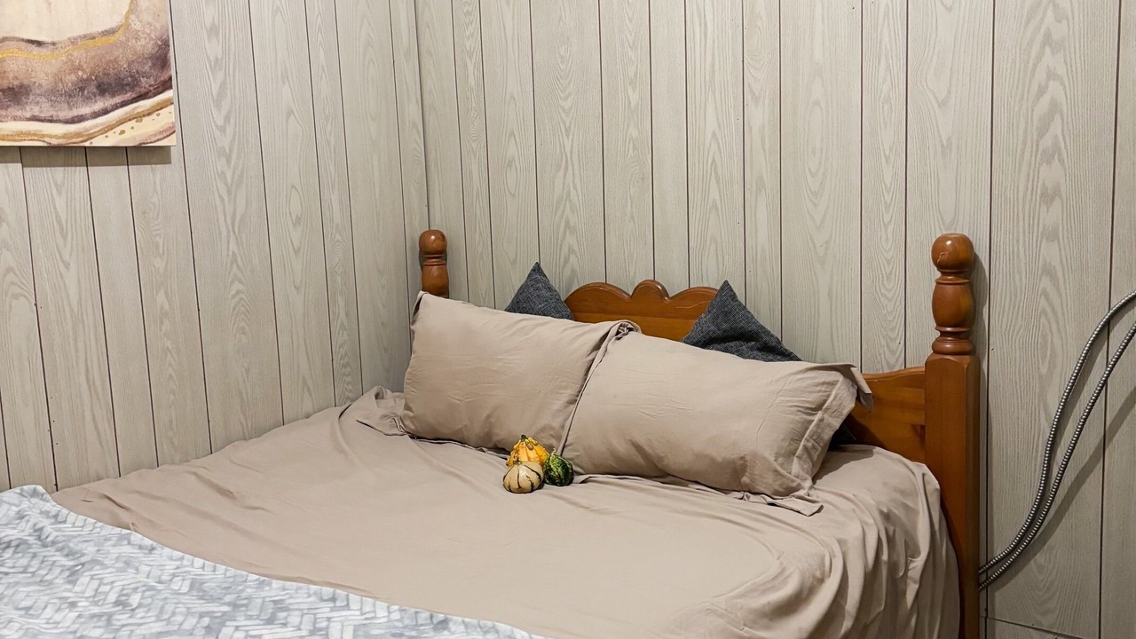 Photo of Bedroom in McMurrich/Monteith