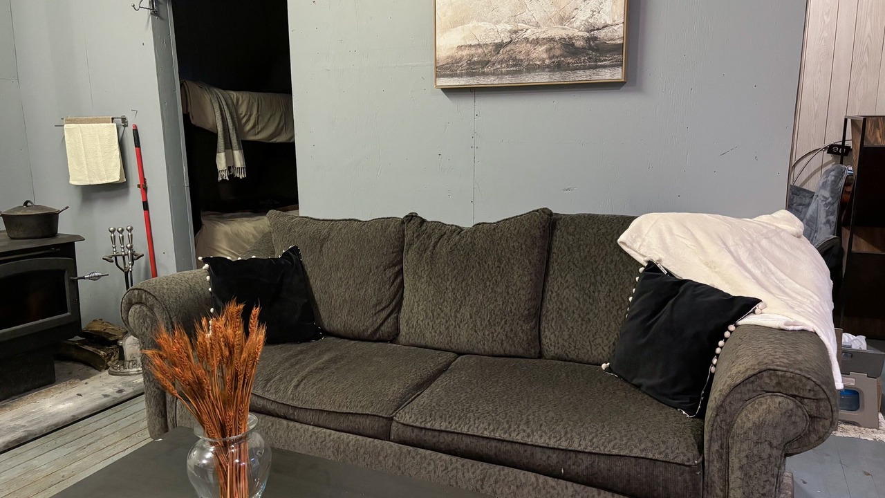 Photo of Livingroom in McMurrich/Monteith
