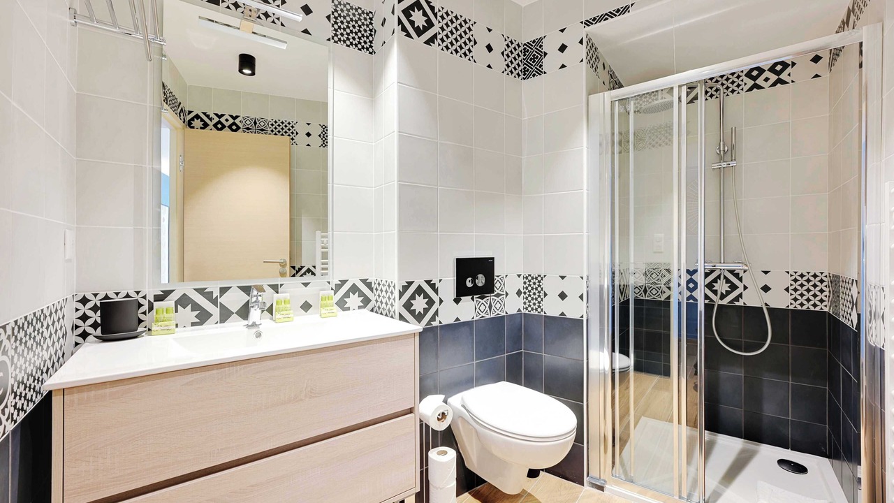 Photo of Bathroom in Vanves