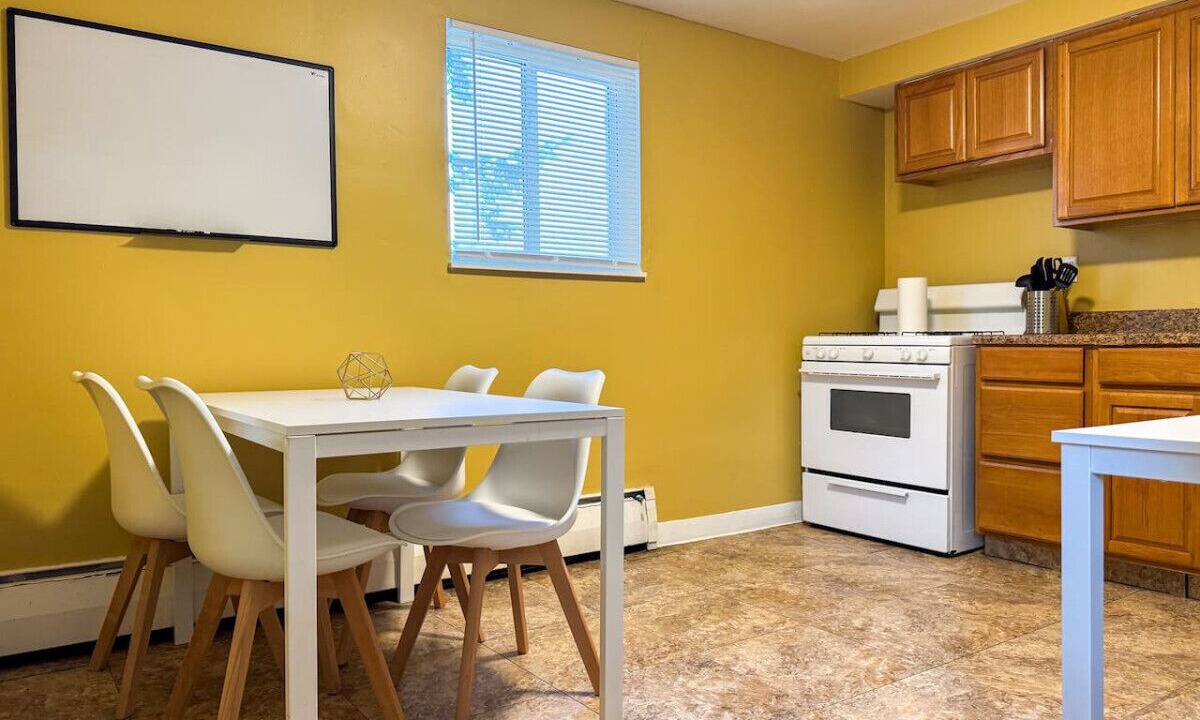 Photo of Bedroom in Mount Oliver