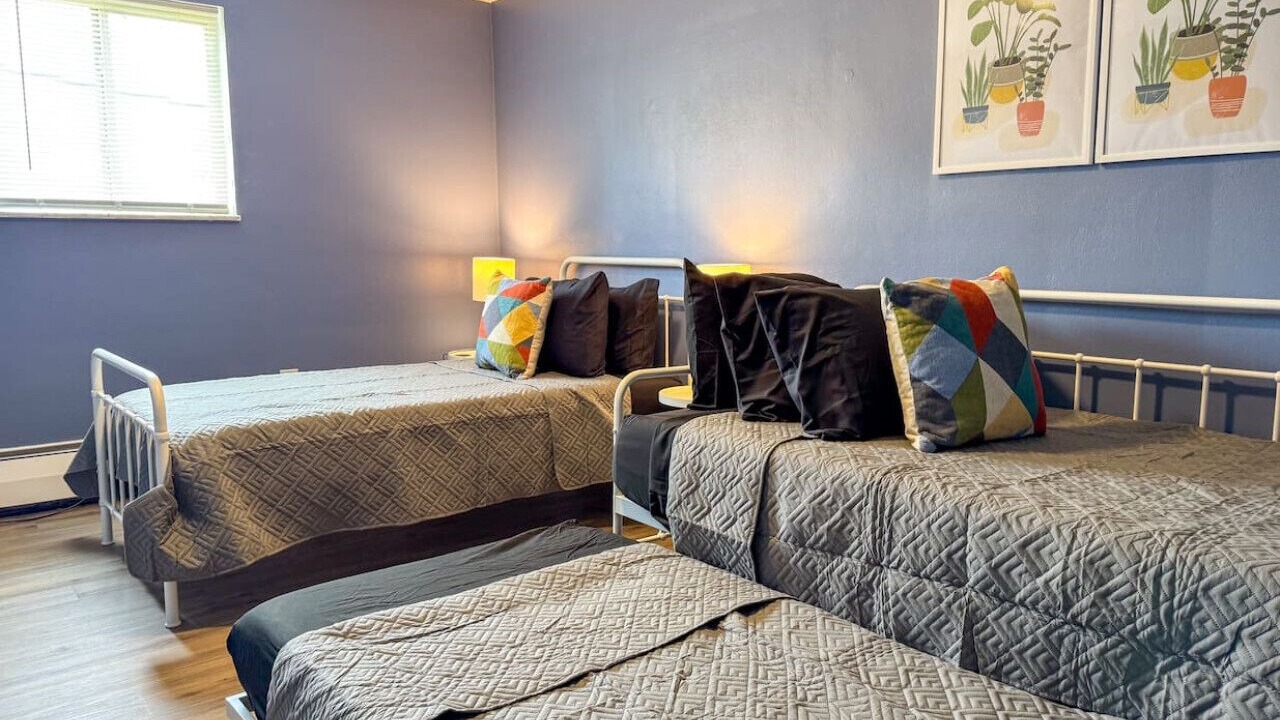 Photo of Bedroom in Mount Oliver