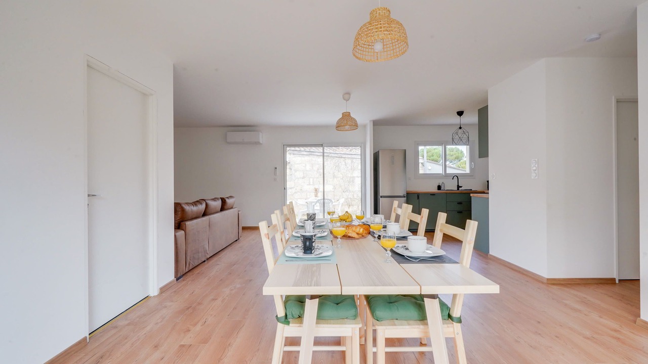 Photo of Others in Neac