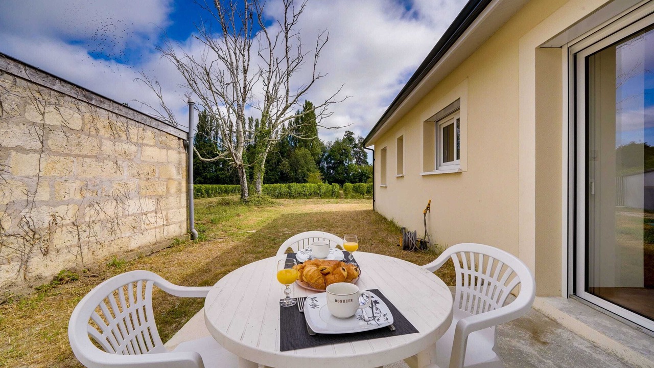 Photo of Outdoor in Neac