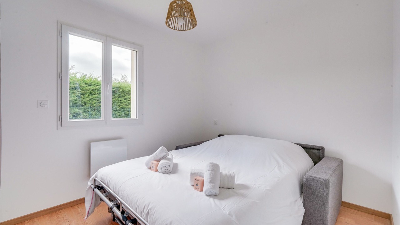 Photo of Bedroom in Neac