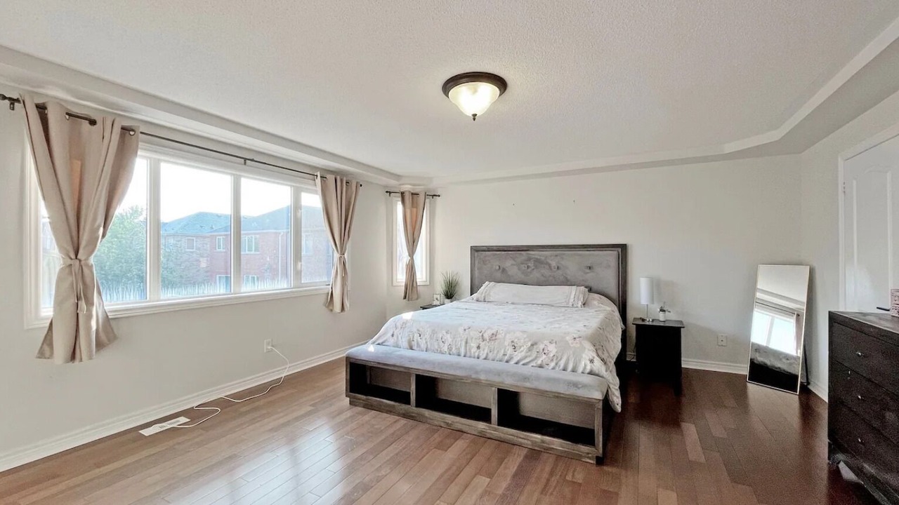 Photo of Bedroom in Churchill Meadows