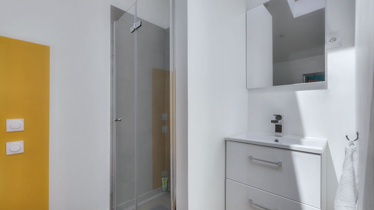 Photo of Bathroom in Pont des Demoiselles-Montaudran-La Terrasse