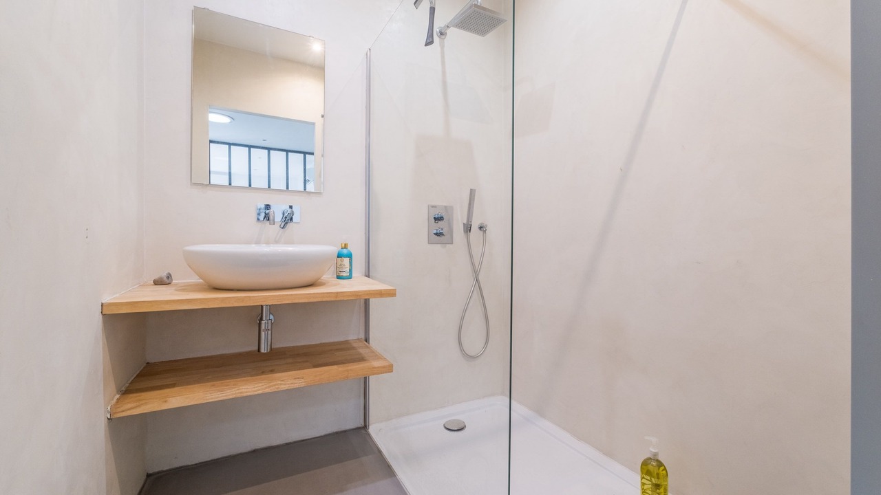 Photo of Bathroom in Pont des Demoiselles-Montaudran-La Terrasse