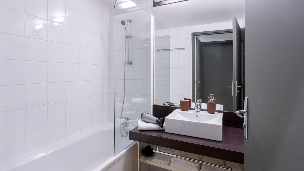 Photo of Bathroom in Eppe-Sauvage