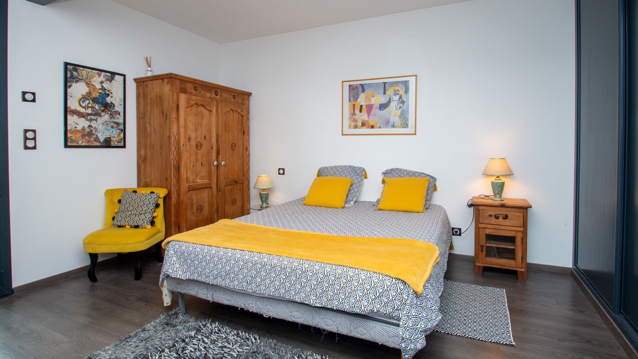 Photo of Bedroom in Ibos