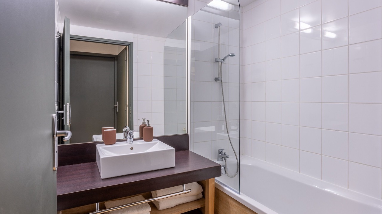 Photo of Bathroom in Eppe-Sauvage
