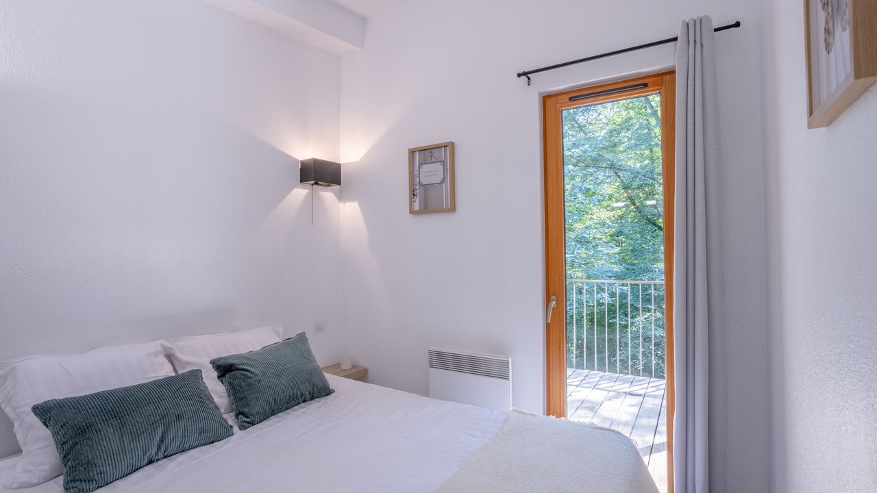 Photo of Bedroom in Eppe-Sauvage