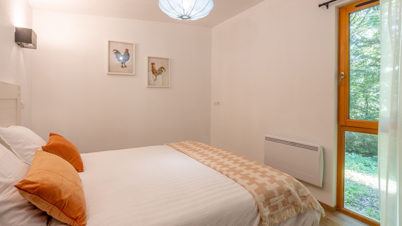 Photo of Bedroom in Eppe-Sauvage