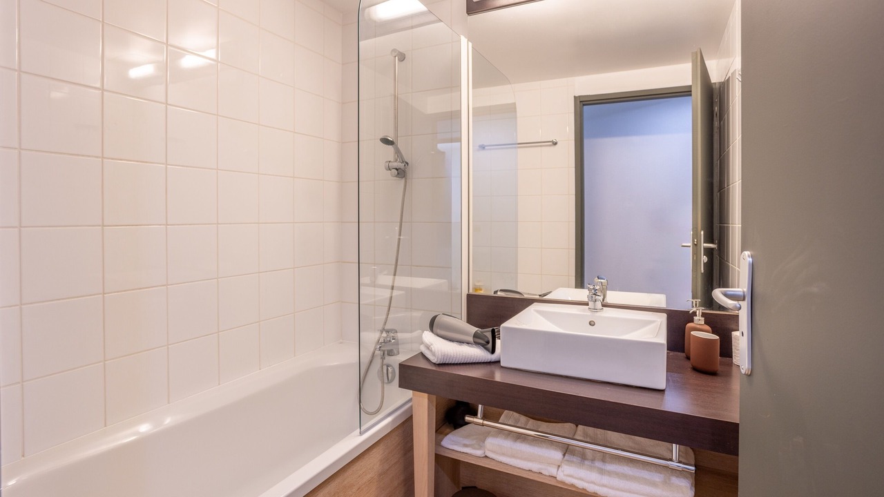 Photo of Bathroom in Eppe-Sauvage