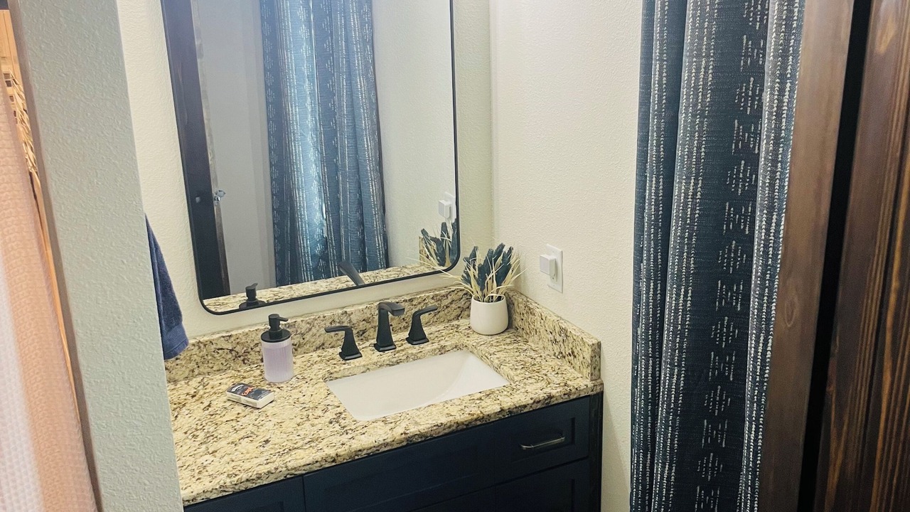 Photo of Bathroom in Lone Oak