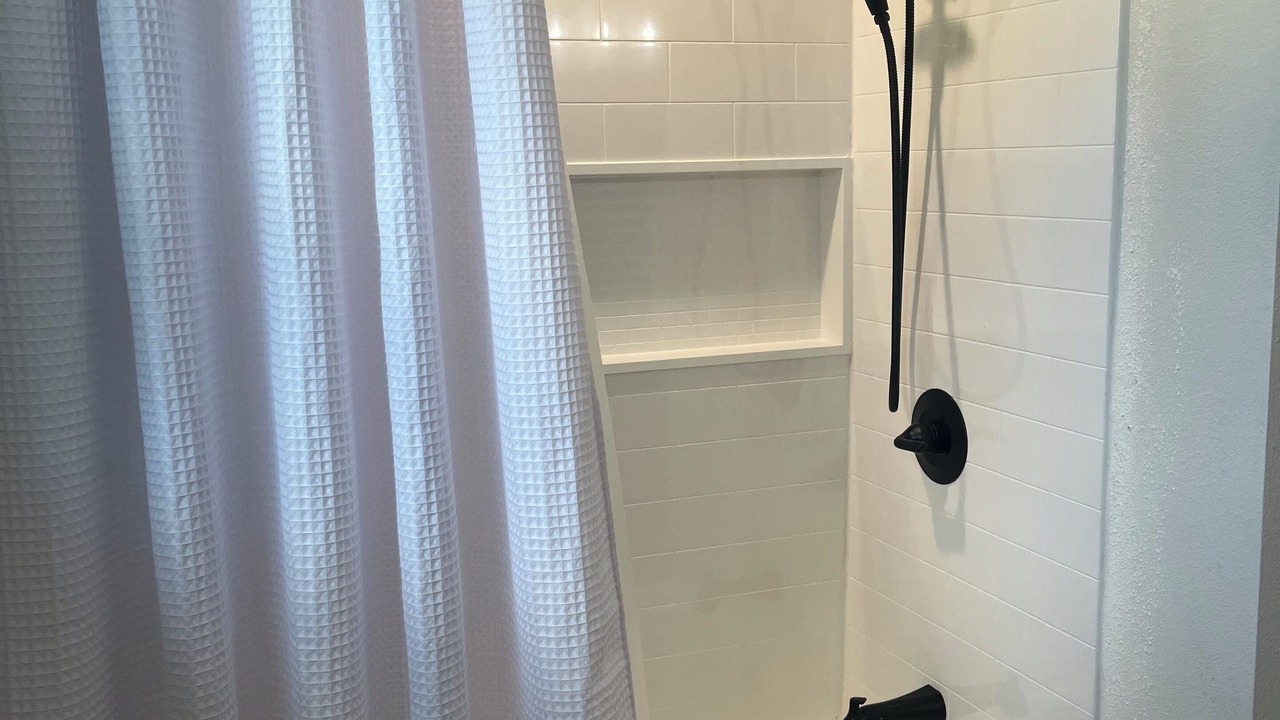 Photo of Bathroom in Lone Oak