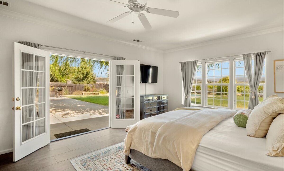 Photo of Bedroom in Los Alamos