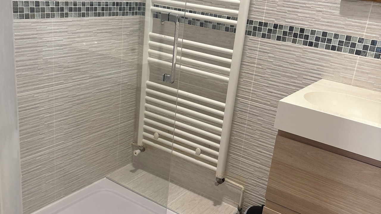 Photo of Bathroom in Combs-la-Ville