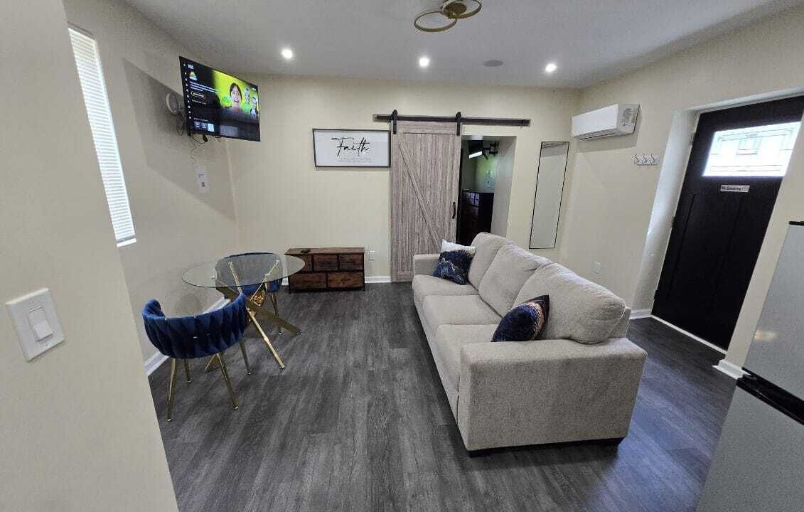 Photo of Livingroom in Darby