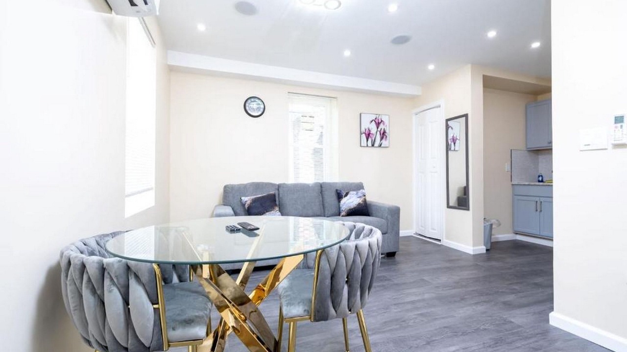 Photo of Livingroom in Darby