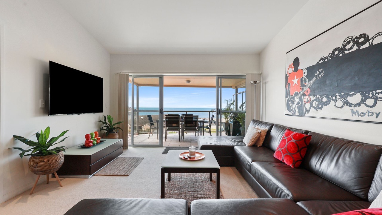 Photo of Livingroom in Encounter Bay