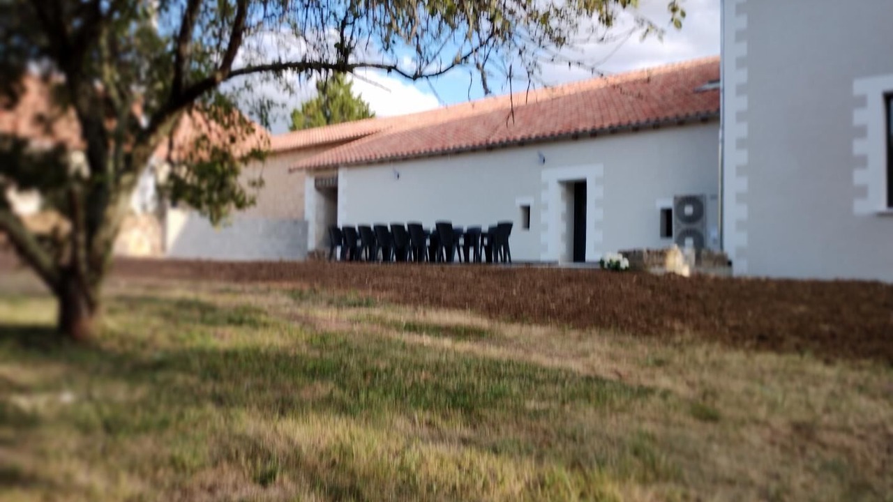 Photo of Outdoor in Lhommaize