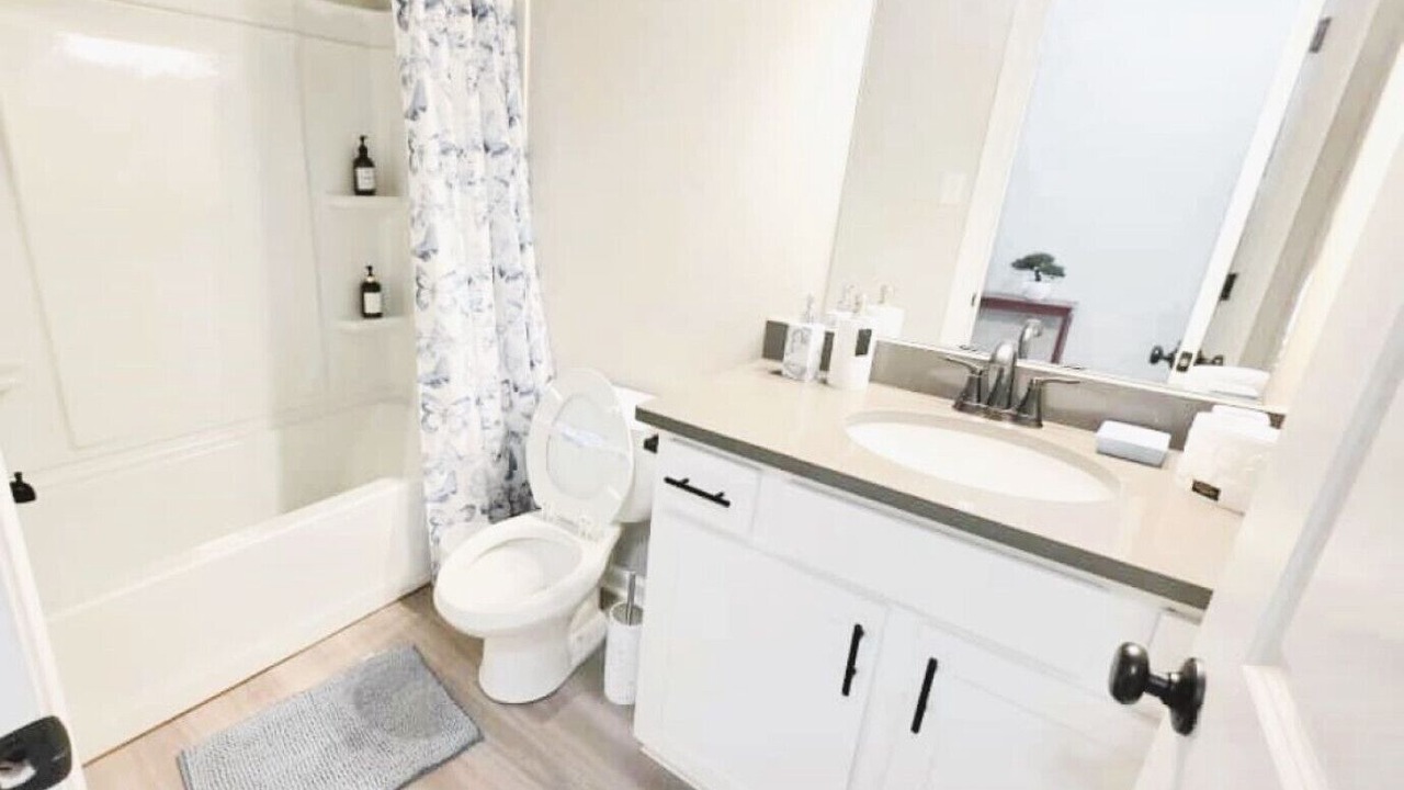 Photo of Bathroom in Highlands - Perkins