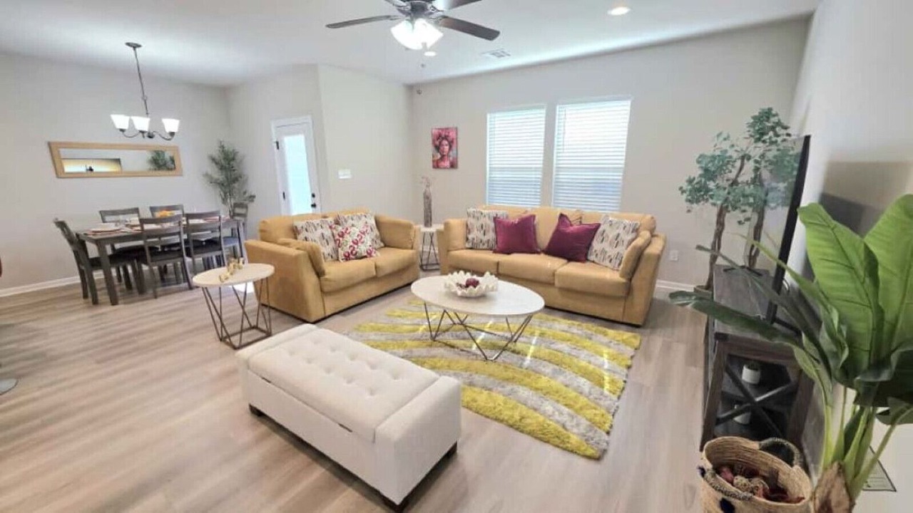 Photo of Livingroom in Highlands - Perkins