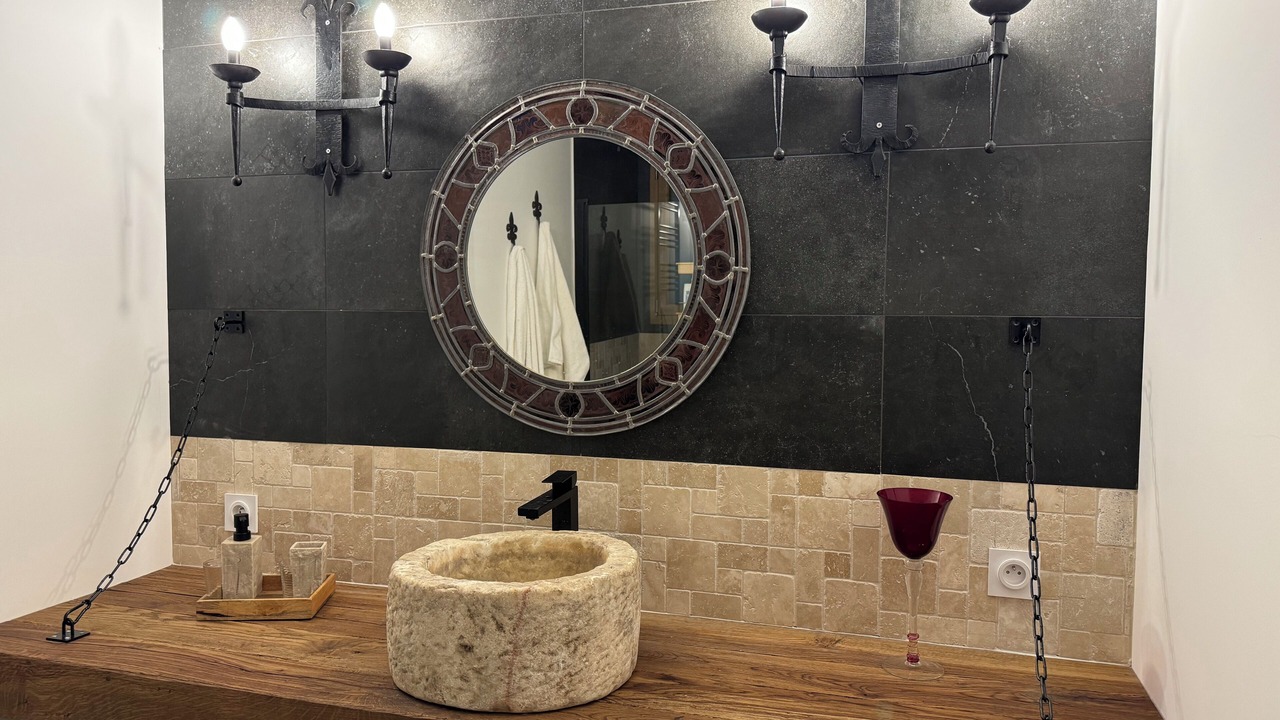 Photo of Bathroom in Mont-pres-Chambord