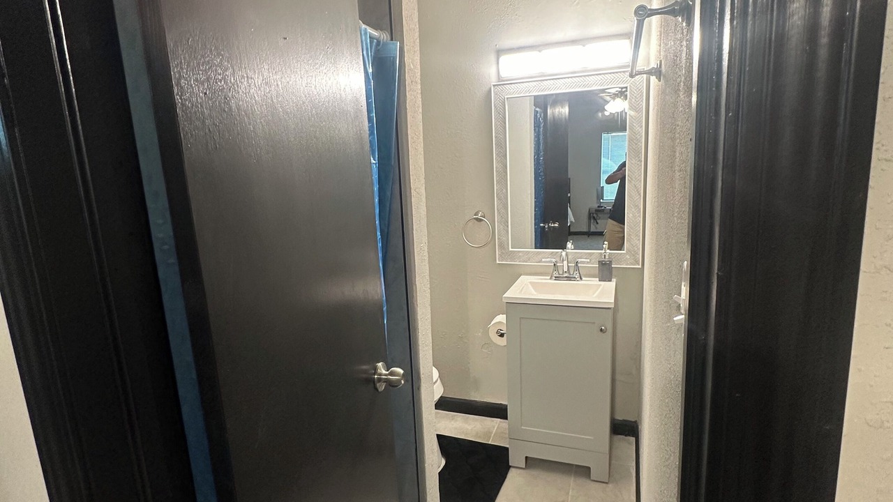 Photo of Bathroom in Oklahoma County