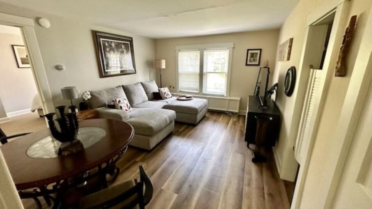 Photo of Livingroom in Skaneateles