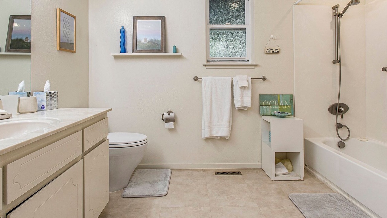 Photo of Bathroom in Forestland