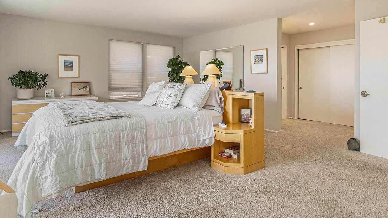 Photo of Bedroom in Forestland