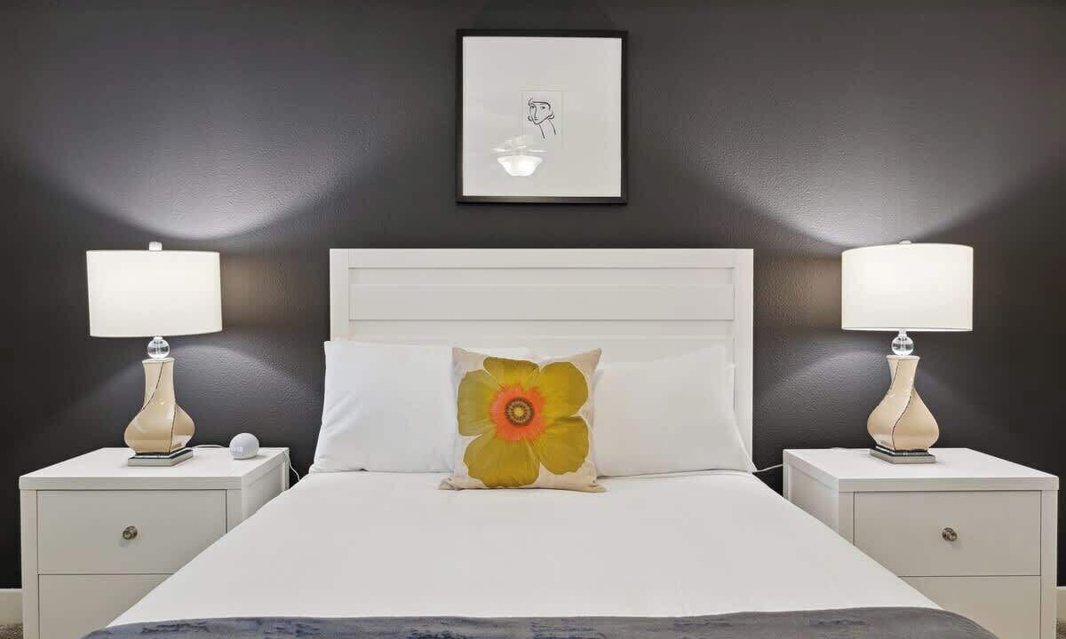 Photo of Bedroom in Uptown