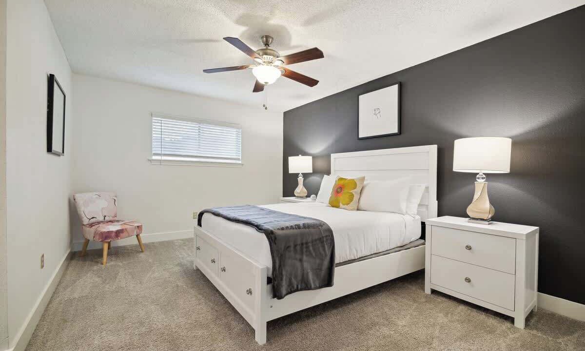 Photo of Bedroom in Uptown