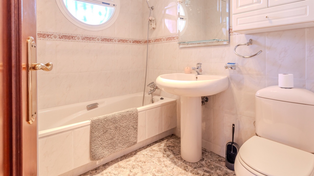 Photo of Bathroom in Sils